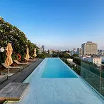 Elegant Retreat Duplex W Private Pool
